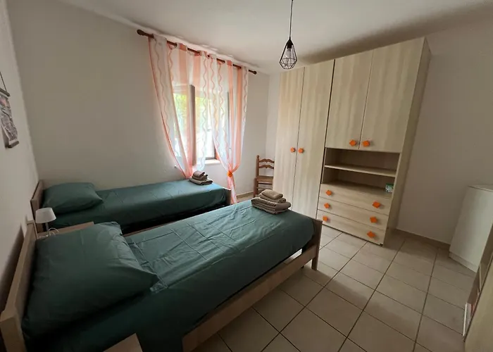 Hollydom Semesterbostad *